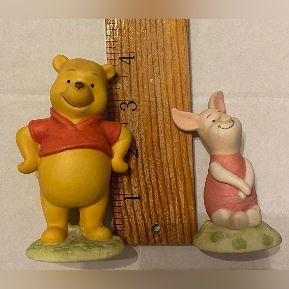 Disney Winnie the Pooh and Piglet Porcelain Figurine Lot - Picture 10 of 11